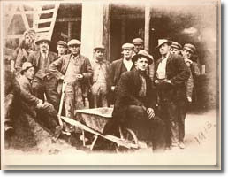 1913 work crew